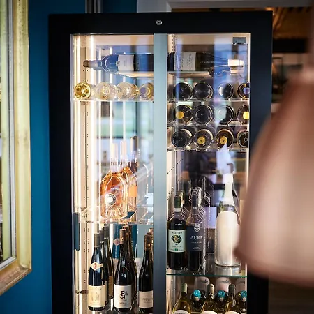 Amante - Bern Airport